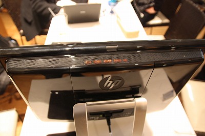 HP TouchSmart 300PC 背面部2