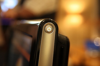 HP TouchSmart 300PC右側面部2