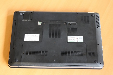 HP Pavilion dv7底面