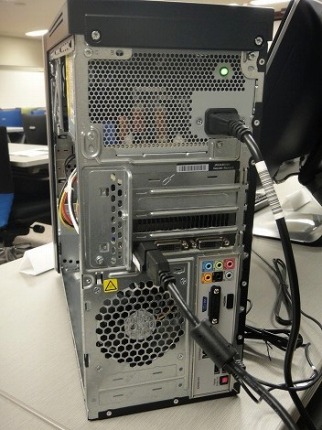 HP Pavilion HPE580jp背面部