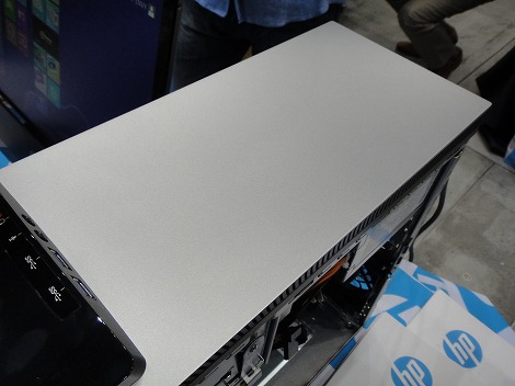 HP ENVY 700上面部