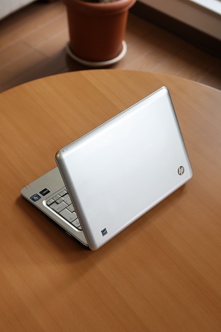 HP Pavilion dm1aレビュー