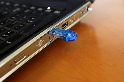 USBメモリ