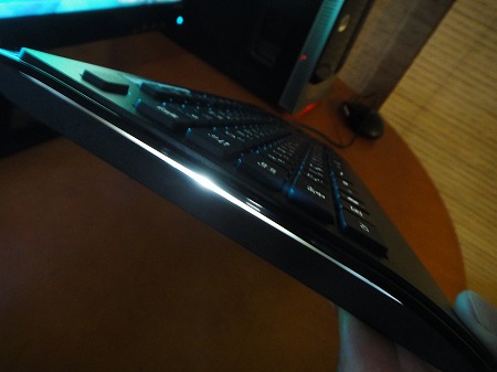 プレミアムLEDキーボード